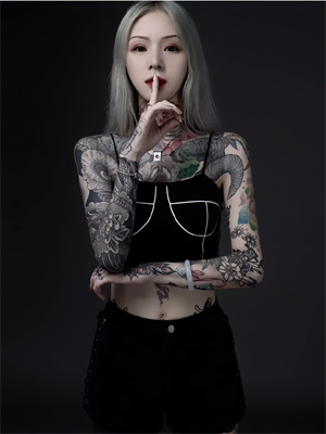 哪里能找到追捕人贩子，上司却嫌警笛太吵小说的全部章节？